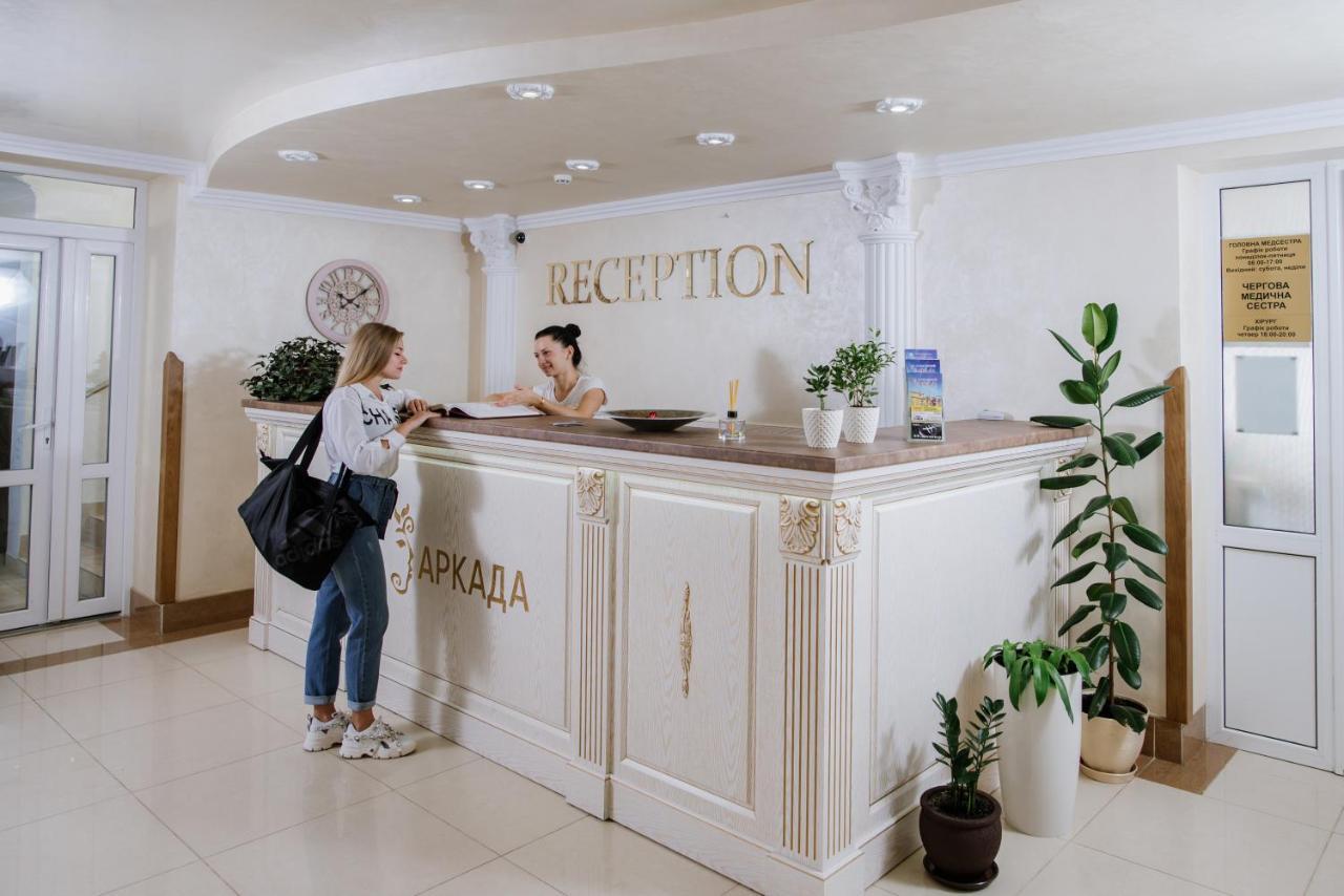 Arkada Sanatorium Otel Truskavets Dış mekan fotoğraf